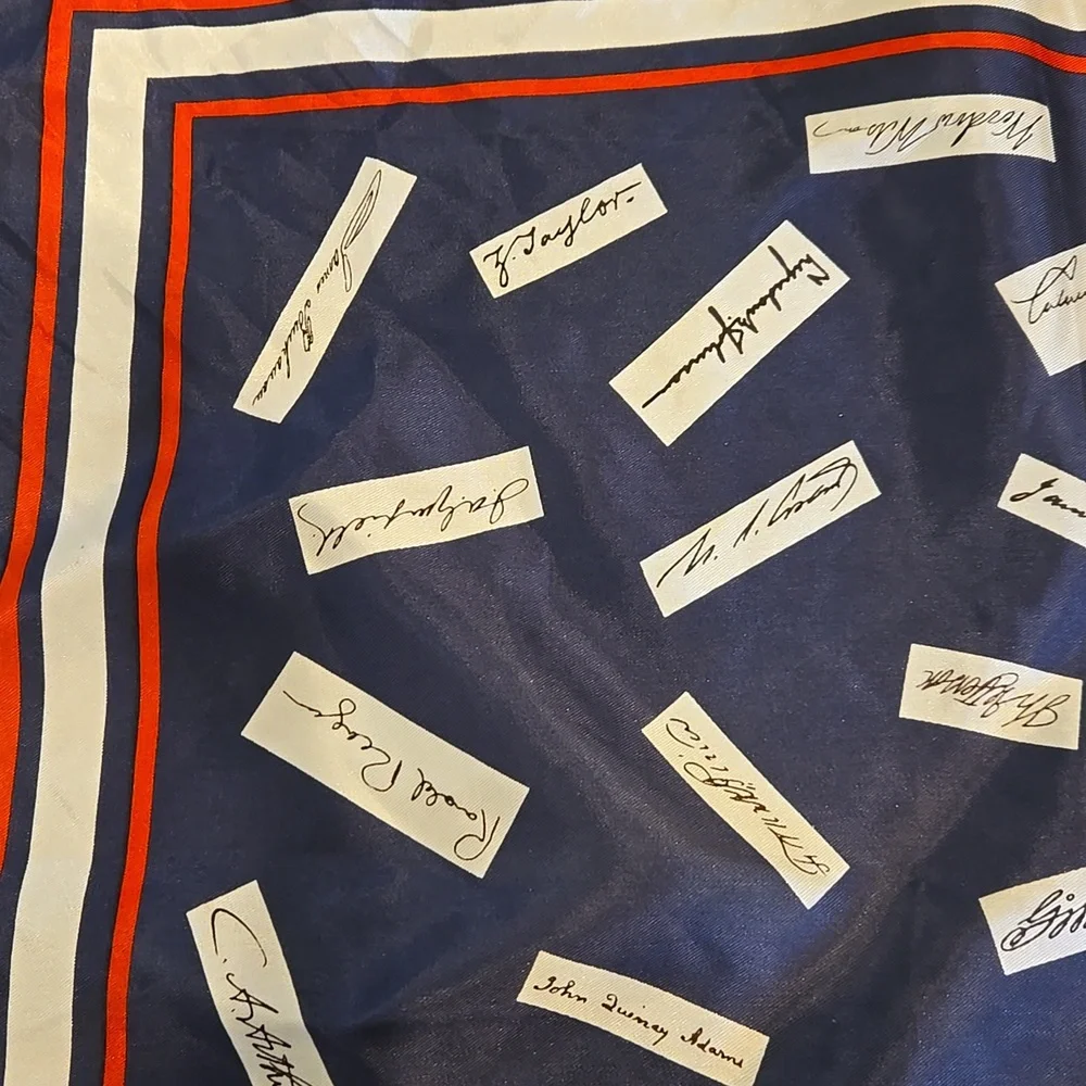 Vintage  80's Millicent The President's Signature Scarf